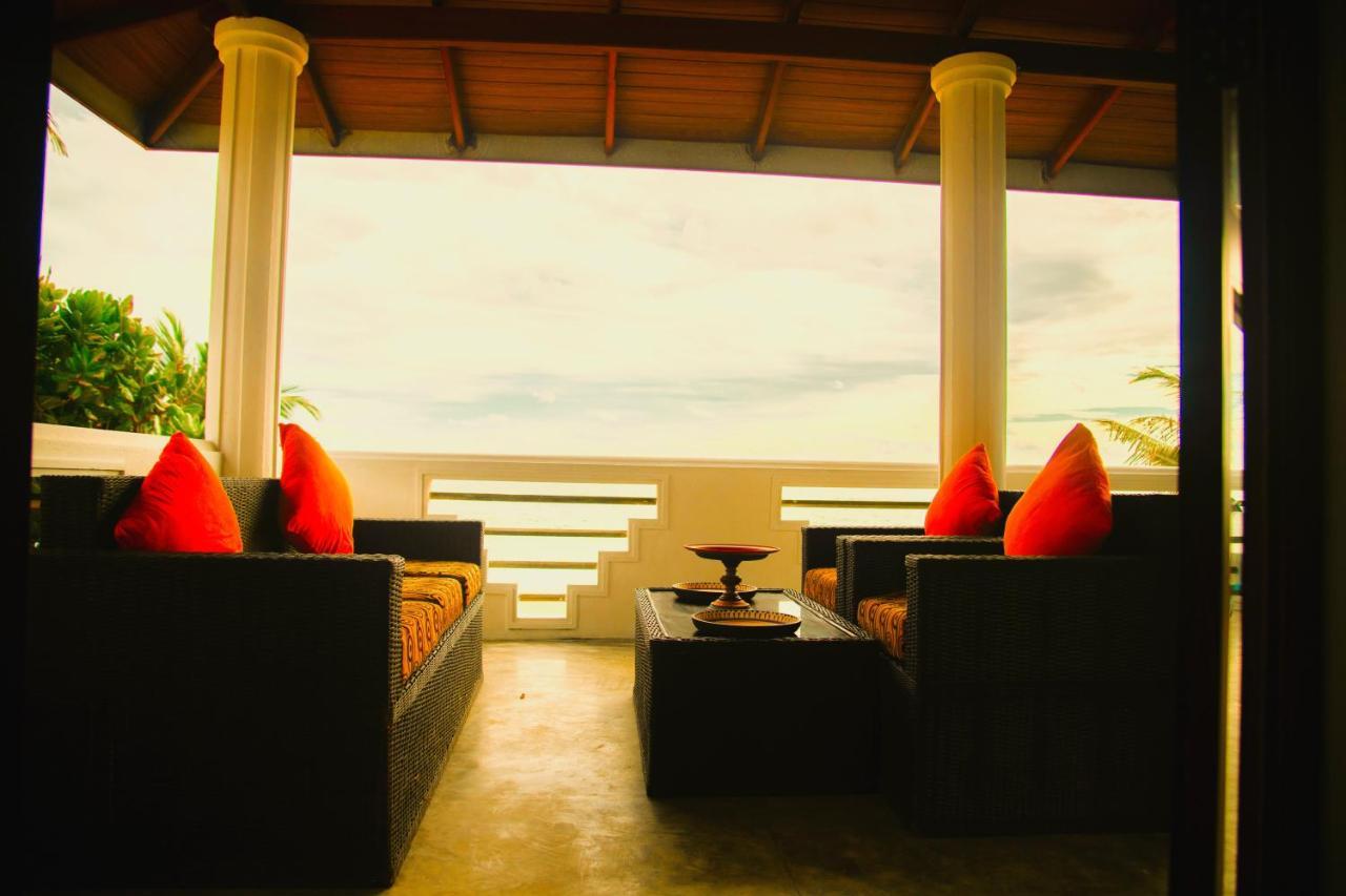 Sea Crest Beach Villa Ambalangoda  Exterior foto
