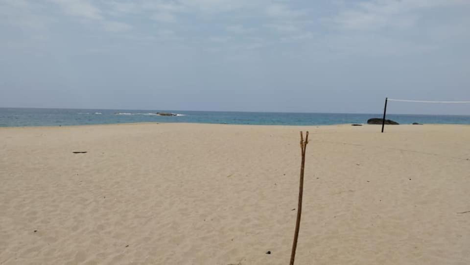 Sea Crest Beach Villa Ambalangoda  Exterior foto