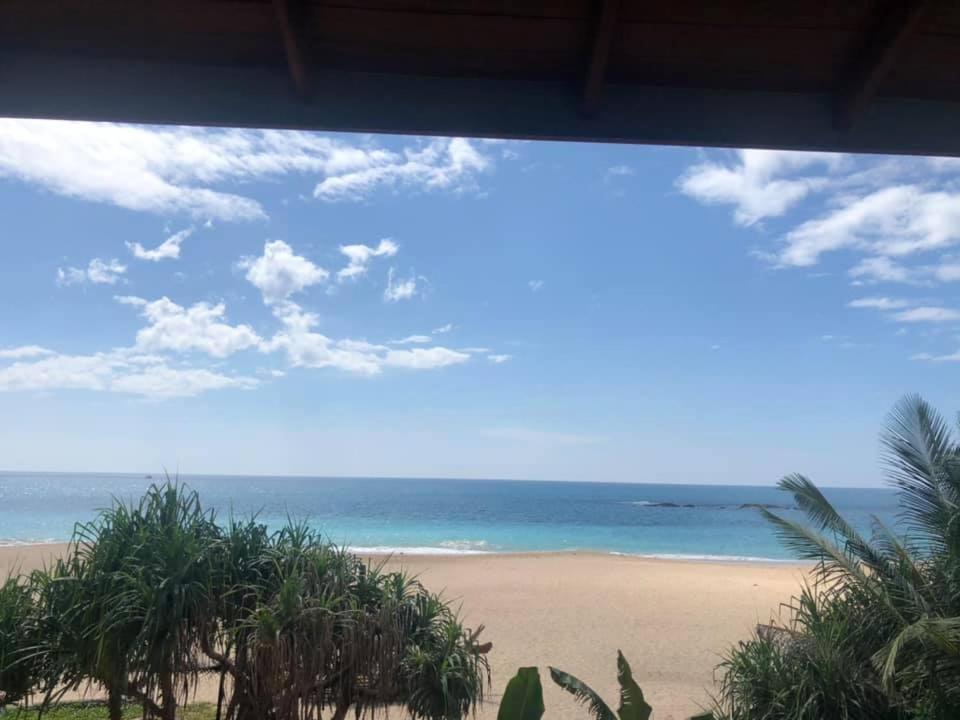 Sea Crest Beach Villa Ambalangoda  Exterior foto
