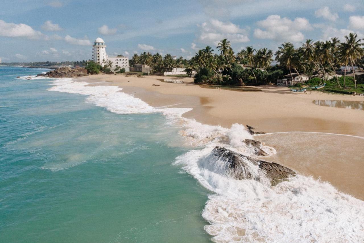 Sea Crest Beach Villa Ambalangoda  Exterior foto